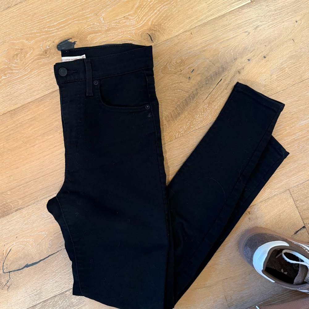 Levi’s Mile High Skinny Jeans